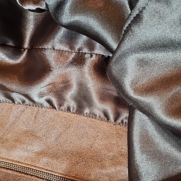 VINTAGE ARMANI COLLEZIONE BROWN DISTRESSED LEATHER ZIP-UP JACKET - Picture 12 of 16